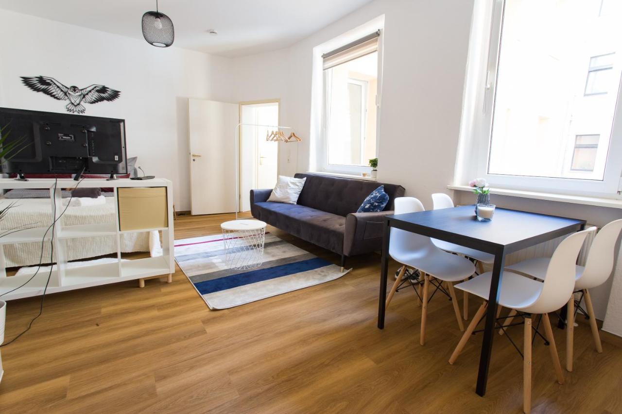 Fullhouse - Halle - T28 - Hawk Apartment Kültér fotó