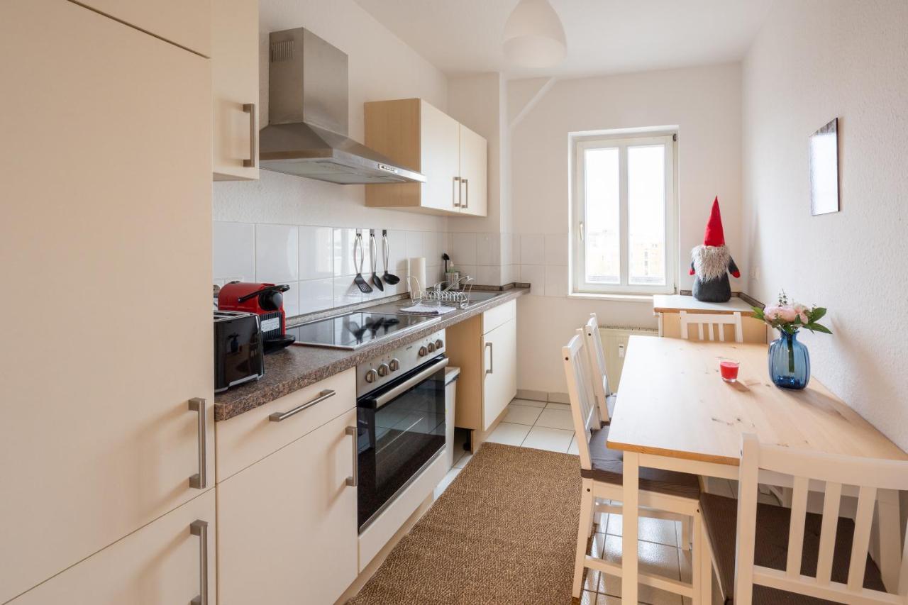 Fullhouse - Halle - T28 - Hawk Apartment Kültér fotó